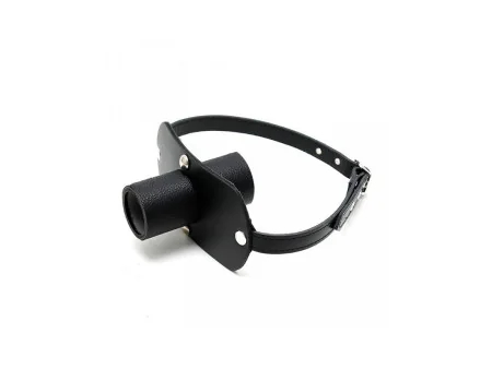 Mordaza Cuero con Tubo para Orinar Ajustable Mordaza Cuero con Tubo para Orinar Ajustable