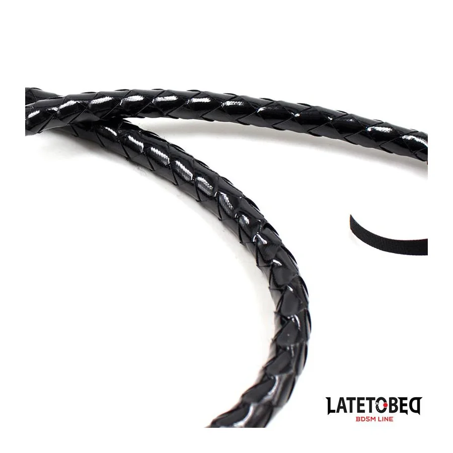 Latigo Negro Brillante 138cm