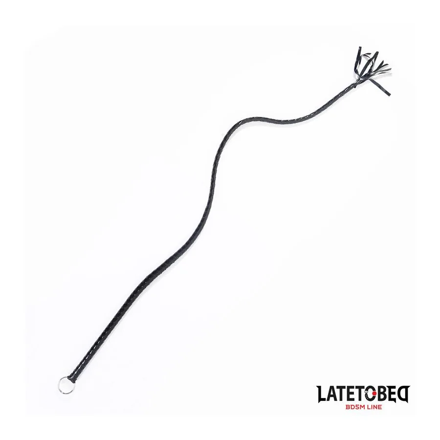 Latigo Negro Brillante 138cm