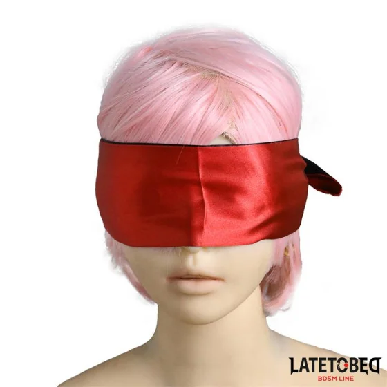 Antifaz de Saten Rojo y Negro