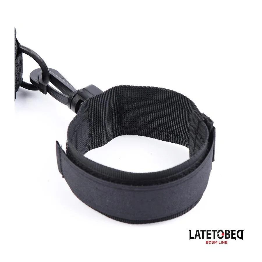 Collar con Esposas Nylon Talla Unica