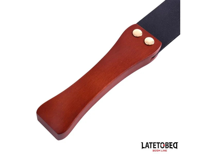 Pala con Mango de Madera 47 cm
