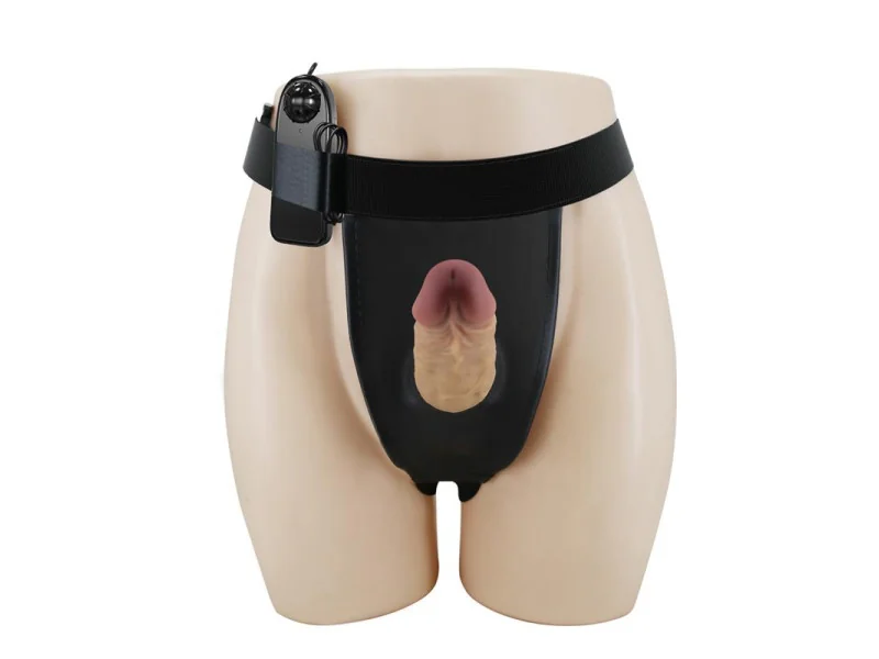 Draven Arnes con Dildo Hueco con Vibracion