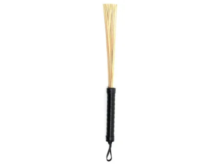 Flogger con tiras de ratan Flogger con tiras de ratan