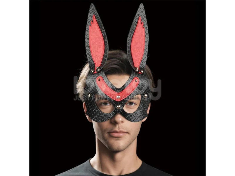 Mascara Conejo Rebellion Reign Mystery