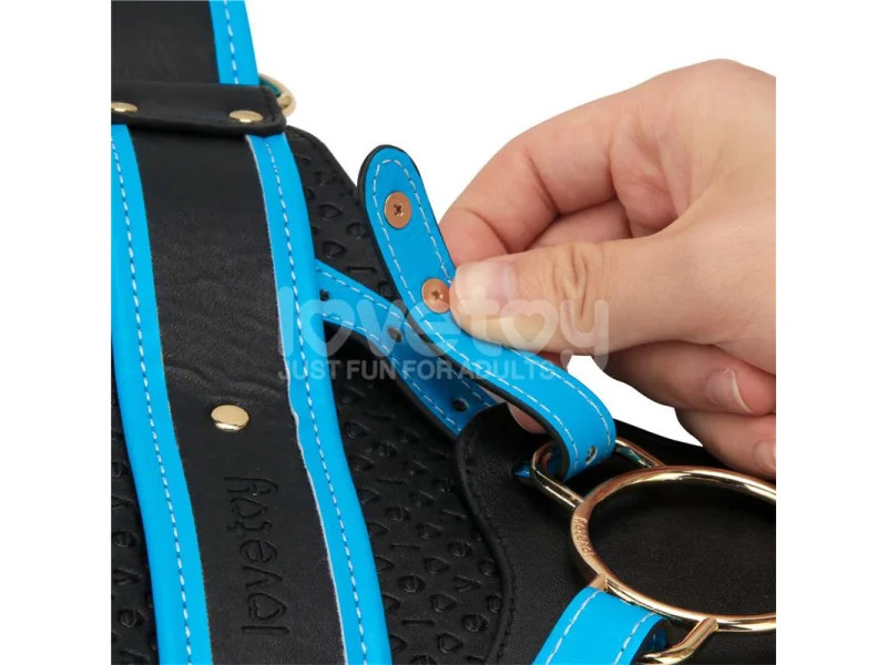 Arnes con Dildo con Vibracion 95