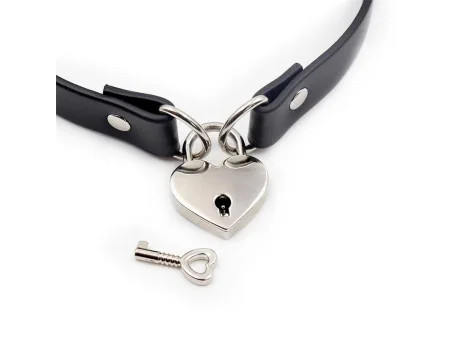 Collar con Candado de Corazon Cuero Vegano Talla Unica