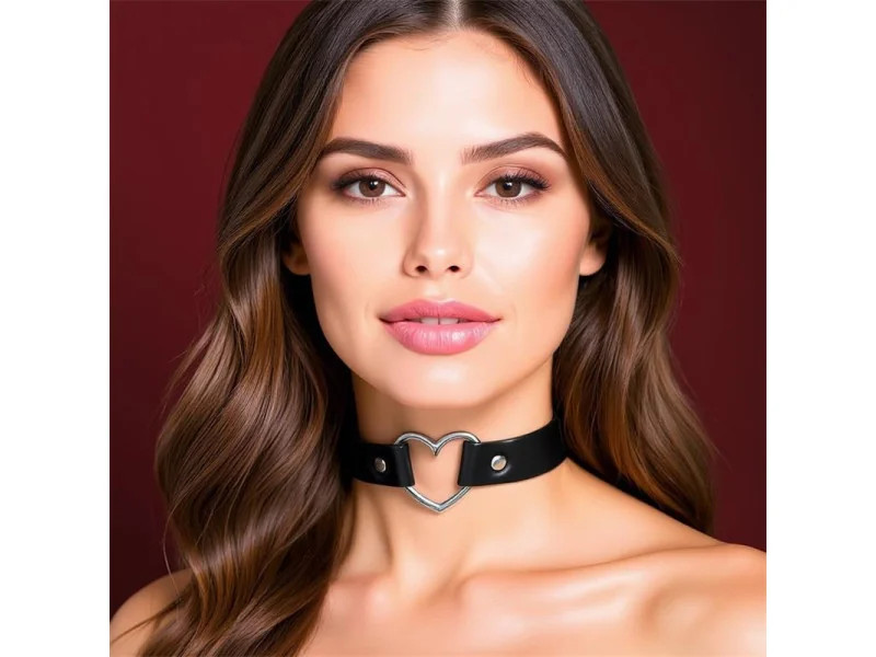 Collar con Corazon Tipo Choker Cuero Vegano Talla Unica