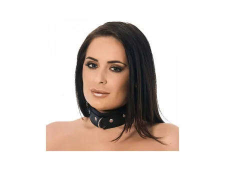 Collar Cuero con Tachuelas y Anilla