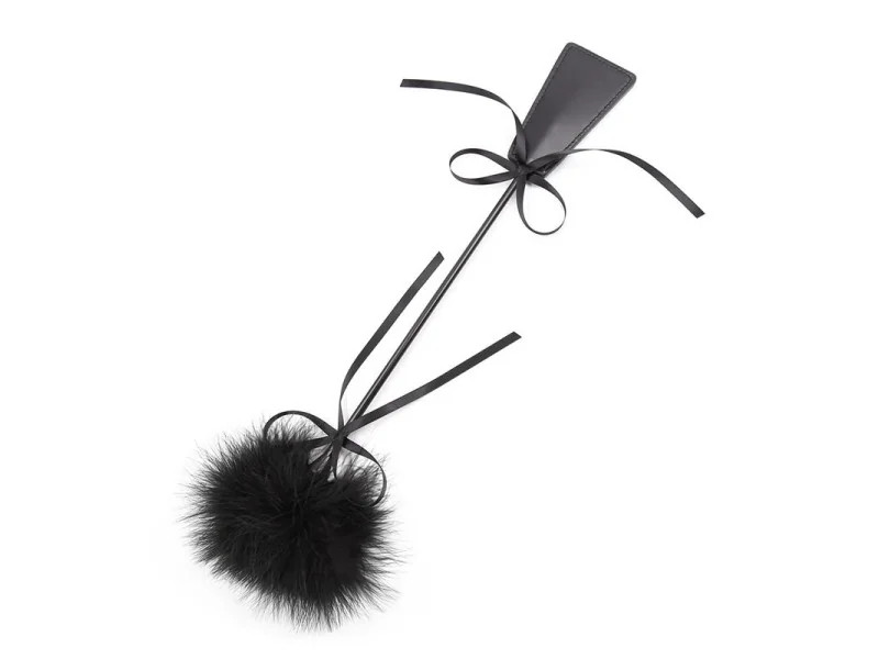 Plumero y Fusta 2 en 1 49 cm Negro