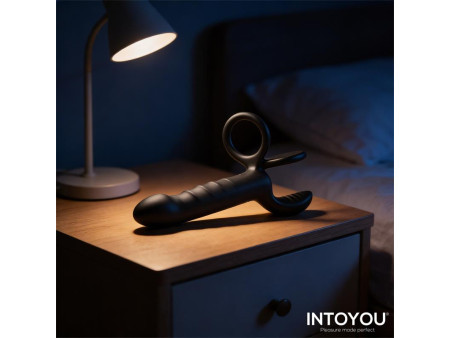 Magnor Dildo con Anillo Doble y Estimulador de Testiculos