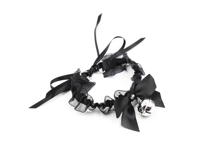 Collar con Lazo Cascabel y Encaje