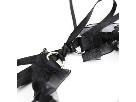 Collar con Lazo Cascabel y Encaje