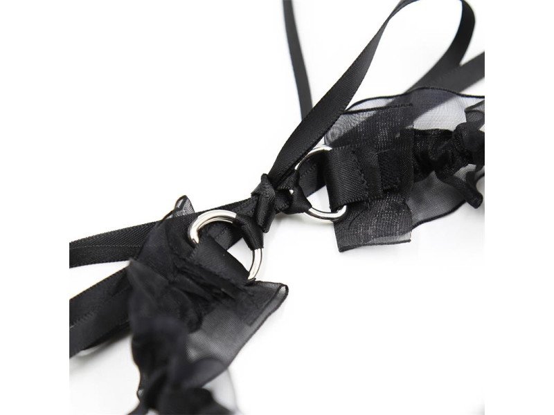 Collar con Lazo Cascabel y Encaje