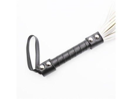 Flogger con Doble Remache 44 cm