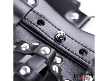 Cinturon de Castidad Masculino con Candado Ajustable Cinturon de Castidad Masculino con Candado Ajustable