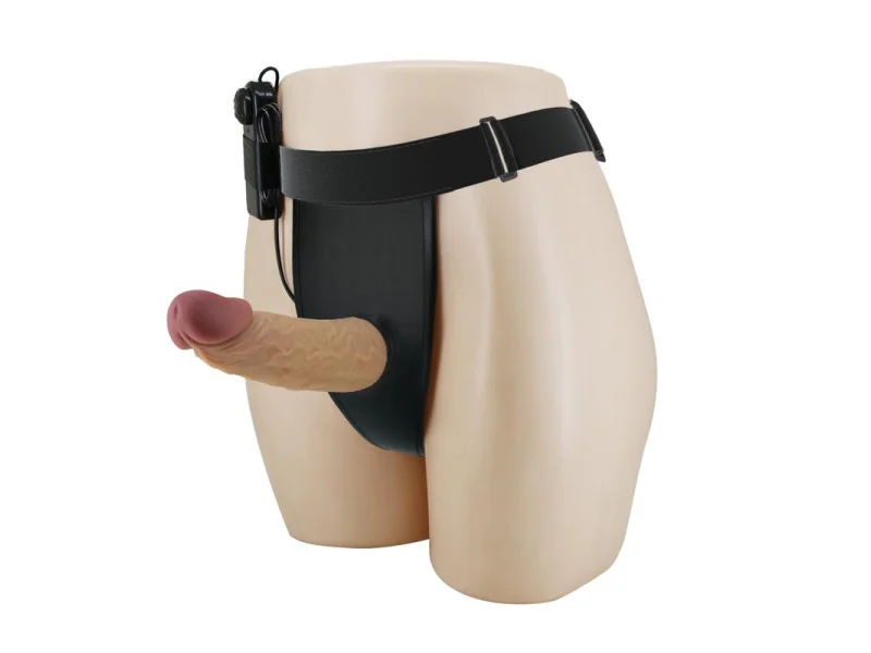 Draven Arnes con Dildo Hueco con Vibracion