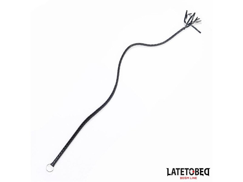 Latigo Negro Brillante 138cm