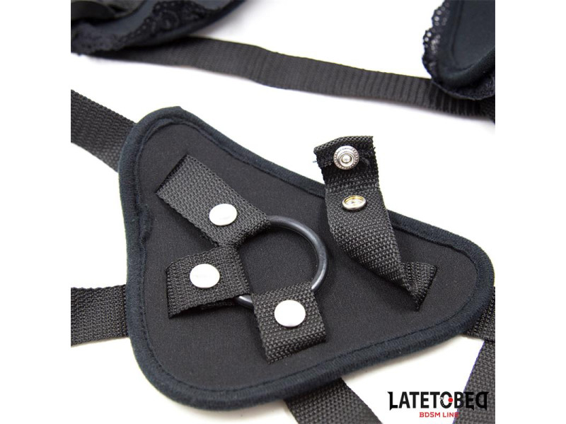 Arnes Strap On Encaje con Anillo Silicona Ajustable
