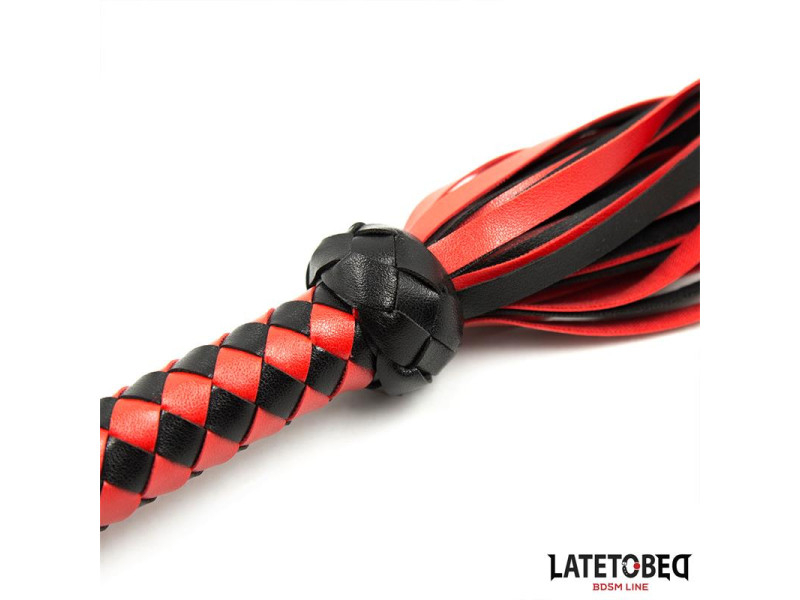 Flogger Rojo y Negro 50cm
