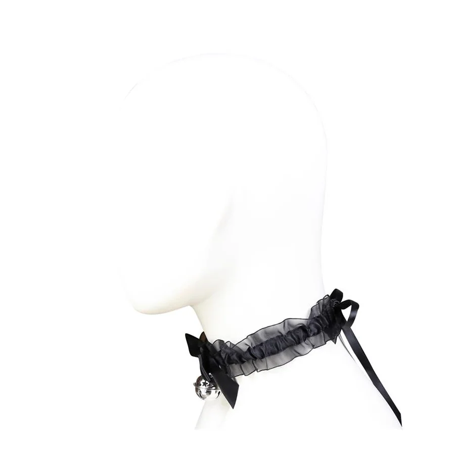 Collar con Lazo Cascabel y Encaje
