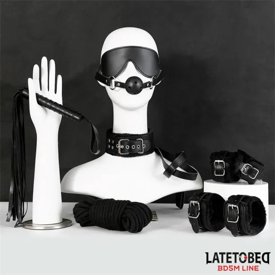 Set de 7 Piezas de Bondage Negro