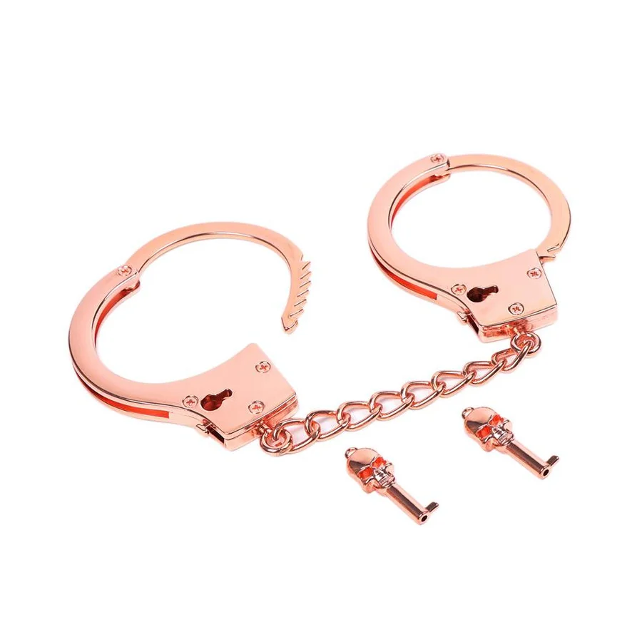 Esposas Oro Rosa con Llaves de Calavera