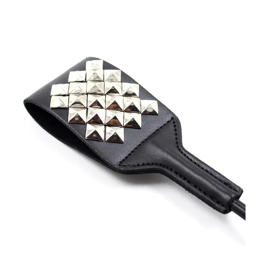 Fusta Cuadrada con Tachuelas Plateadas 53 cm