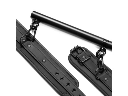 Barra Separadora Rigida Desmontable y 4 Esposas Desmontables Neopreno y Cuero Vegano Barra Separadora Rigida Desmontable y 4 Esposas Desmontables Neopreno y Cuero Vegano