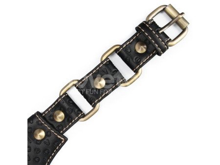 Rebellion Reign Collar con Cadena