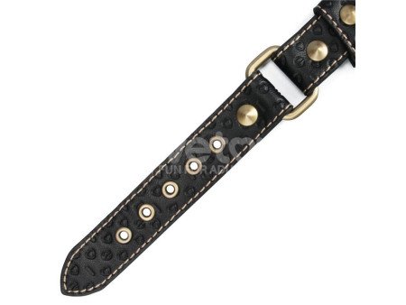Rebellion Reign Collar con Cadena