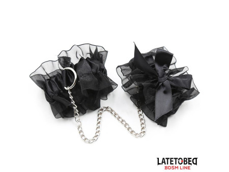 Set de 3 Piezas de Bondage Antifaz Esposas y Pezoneras Set de 3 Piezas de Bondage Antifaz Esposas y Pezoneras
