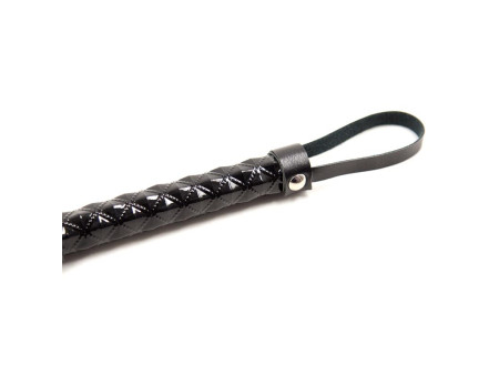 Flogger Patron de Diamante y Mango de Metal 39 cm Negro