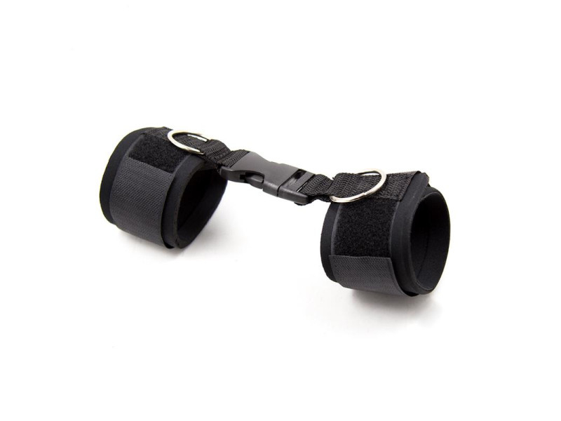 Esposas de Neopreno con Velcro Negro