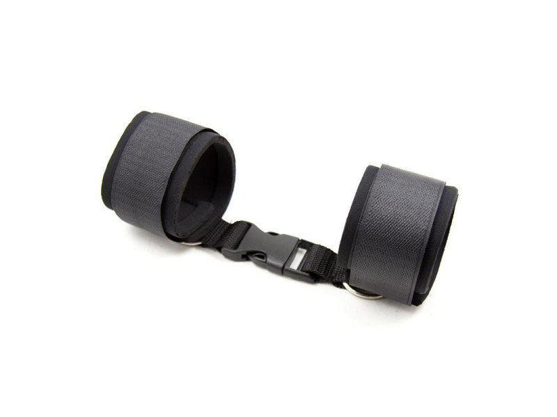 Esposas de Neopreno con Velcro Negro