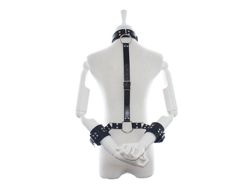 Collar con Restricciones Ajustable Negro