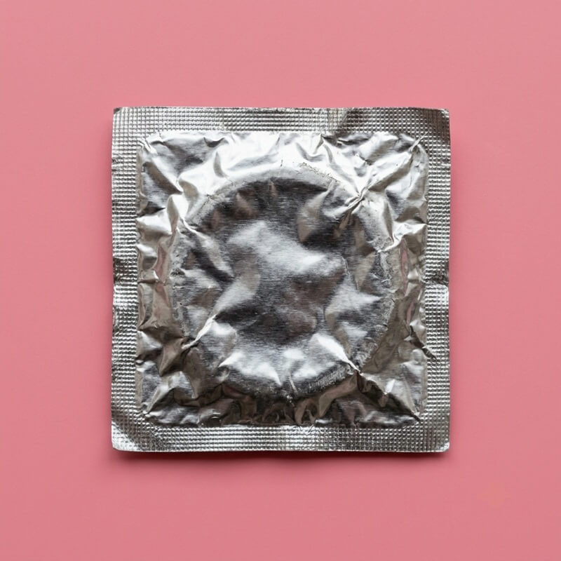 Cómo el calor destruye tus condones sin que te des cuenta